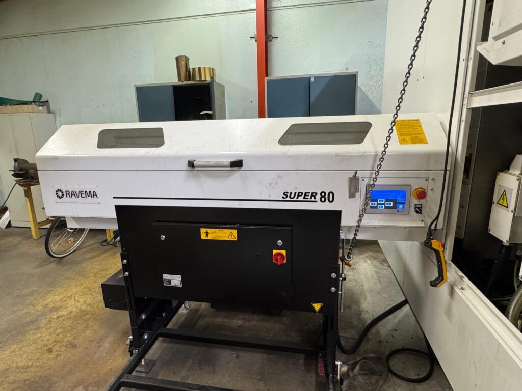 Mazak Integrex i-350HS - Automatisk stångmatare för kontinuerlig materialmatning