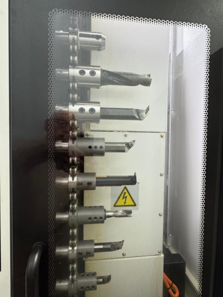 Mazak Integrex i-350HS - Verktygsmagasin med hög kapacitet