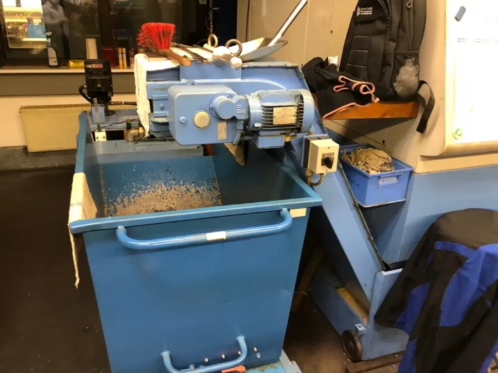 Mazak-FJV-250-10