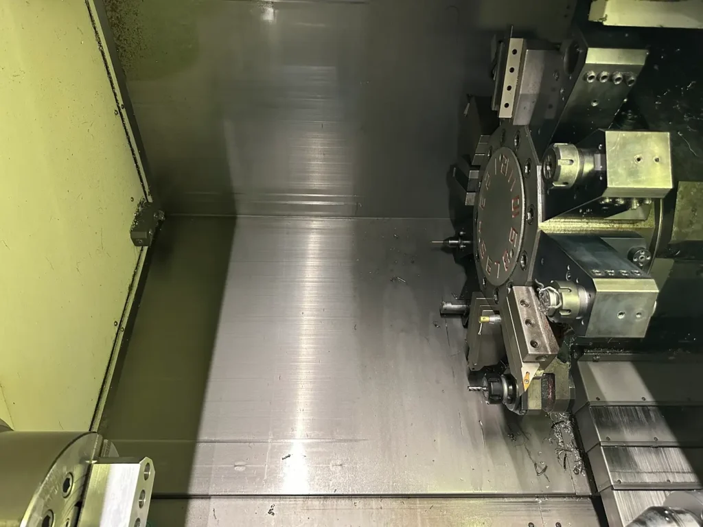 used-mazak-qt-250-m-machining-area