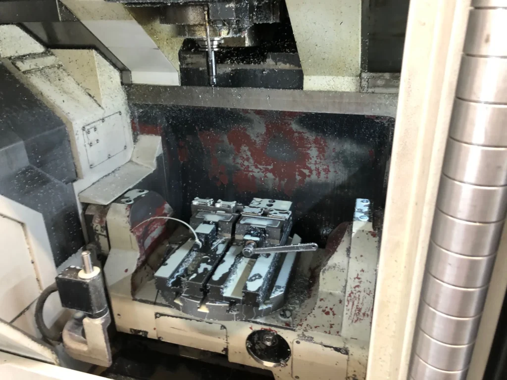 Mazak-Variaxis-500-5X-II-4