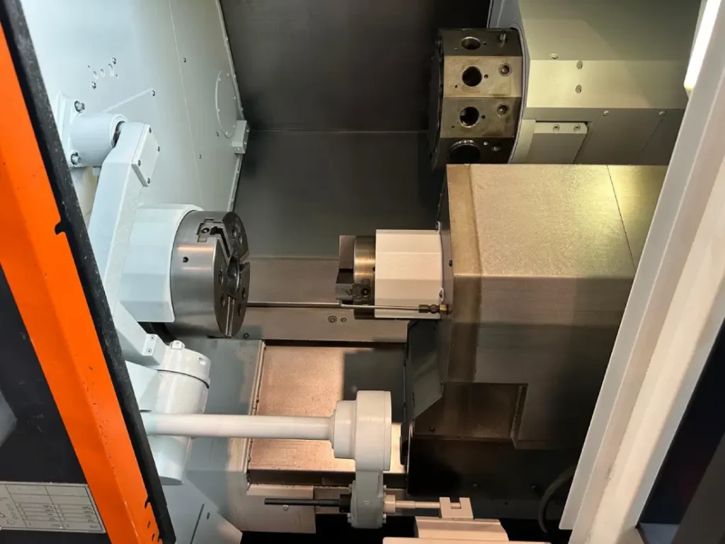 maschineninnenraum-Mazak-qt-nexus-250-msy-gebraucht