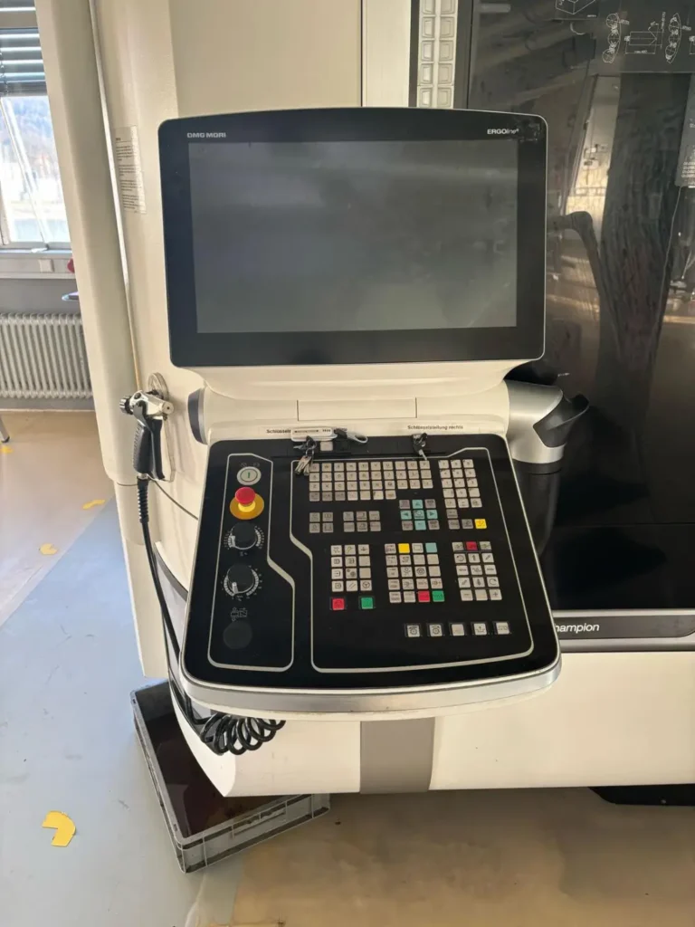 used-DMG-Mori-NHX-4000-control