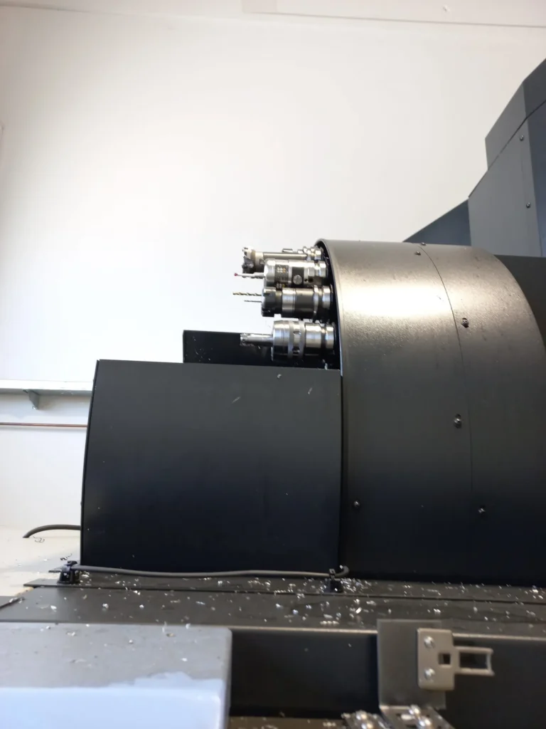 Doosan-DNM-650II-4-scaled-1