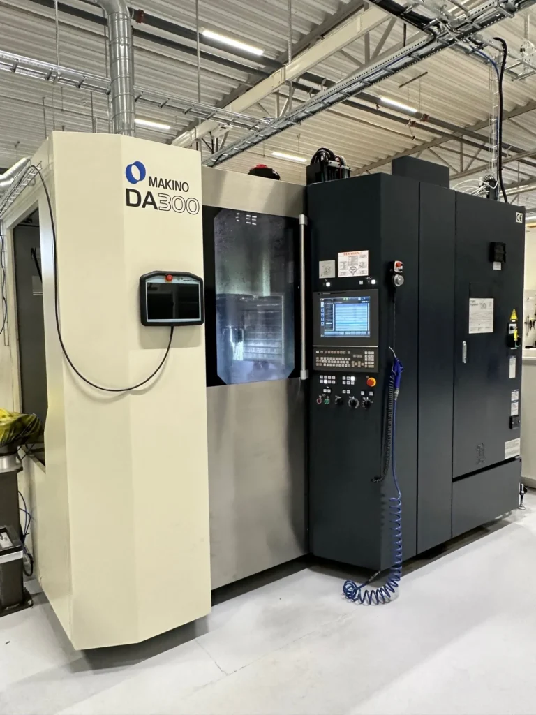 Makino-D300-Bj.2020-9