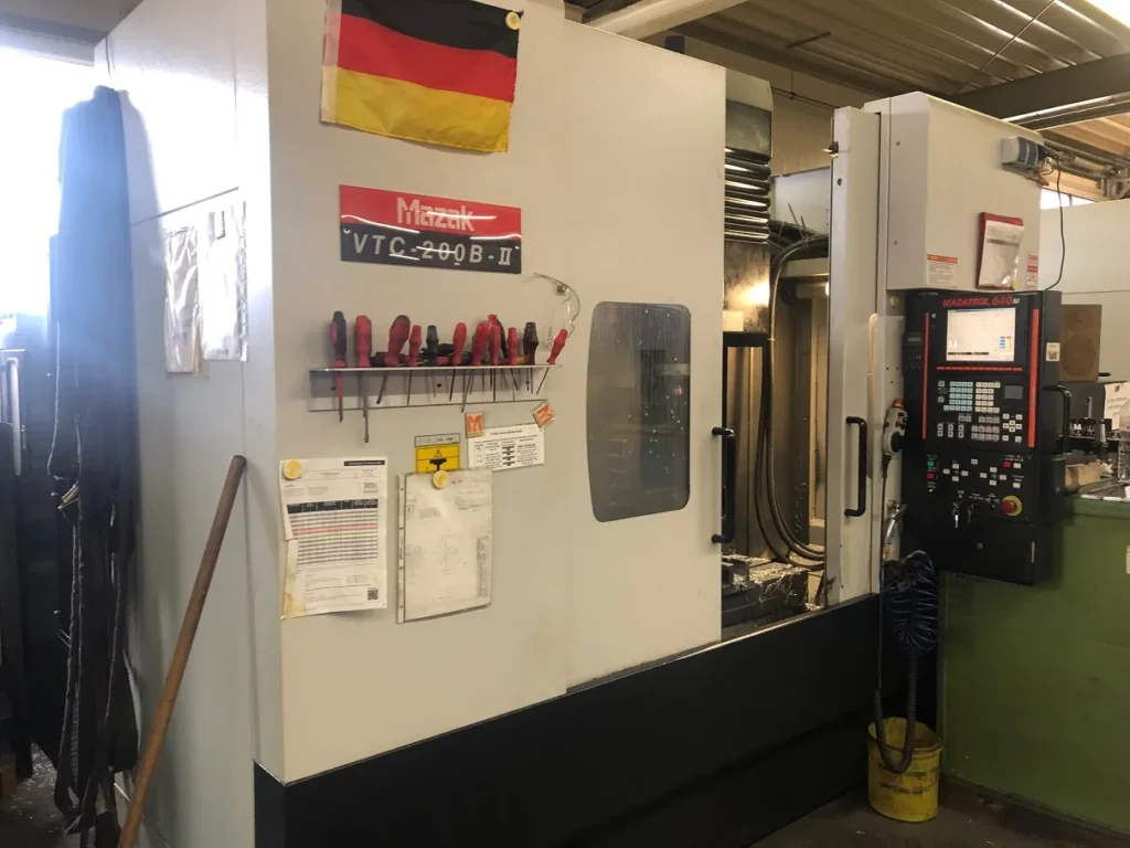 Mazak-VTC-200-B-II-2008-1