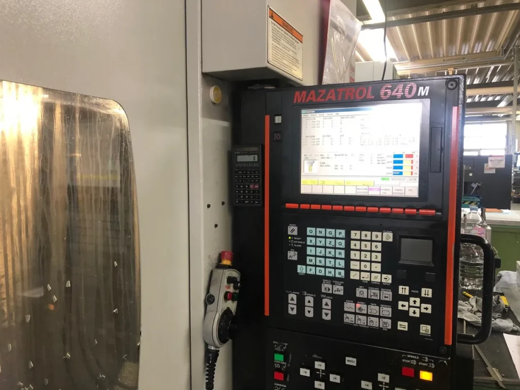 Mazak-VTC-200-B-II-2008-7