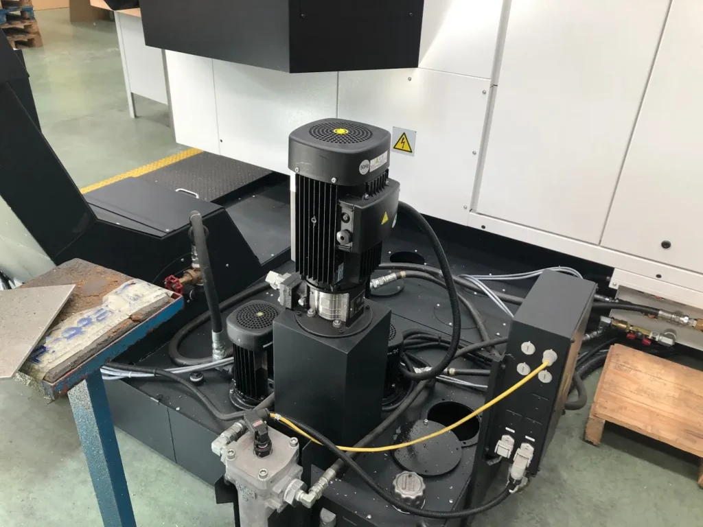 Mazak-Variaxis-J-600-5X-13