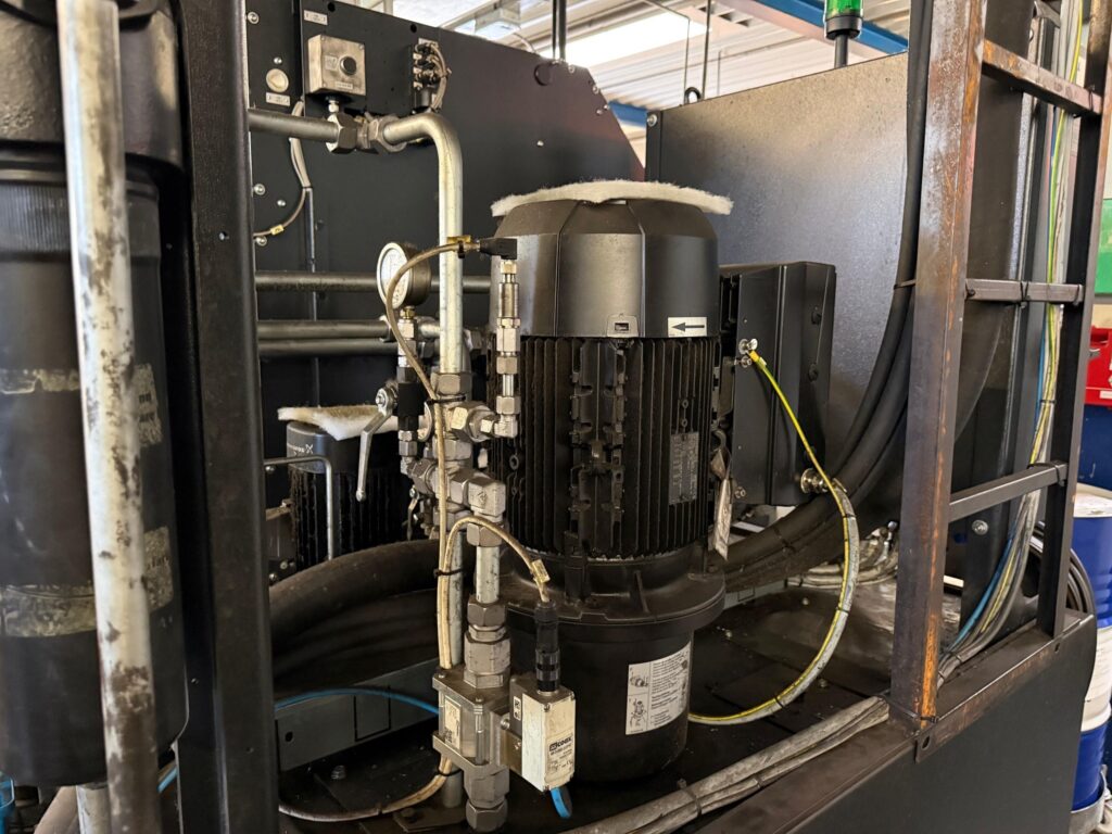 mazak-hcn-5000-high-pressure-pump-1