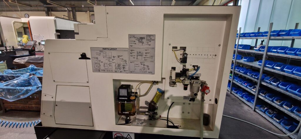 CNC-Drehmaschine MAZAK QT NEXUS 250-II M, Baujahr 2015 – Ansicht 3