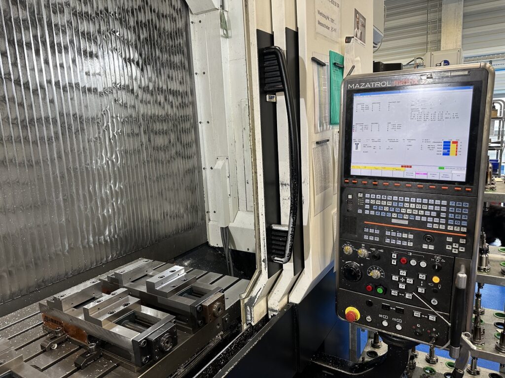 used-Mazak-VTC-800-30-sr