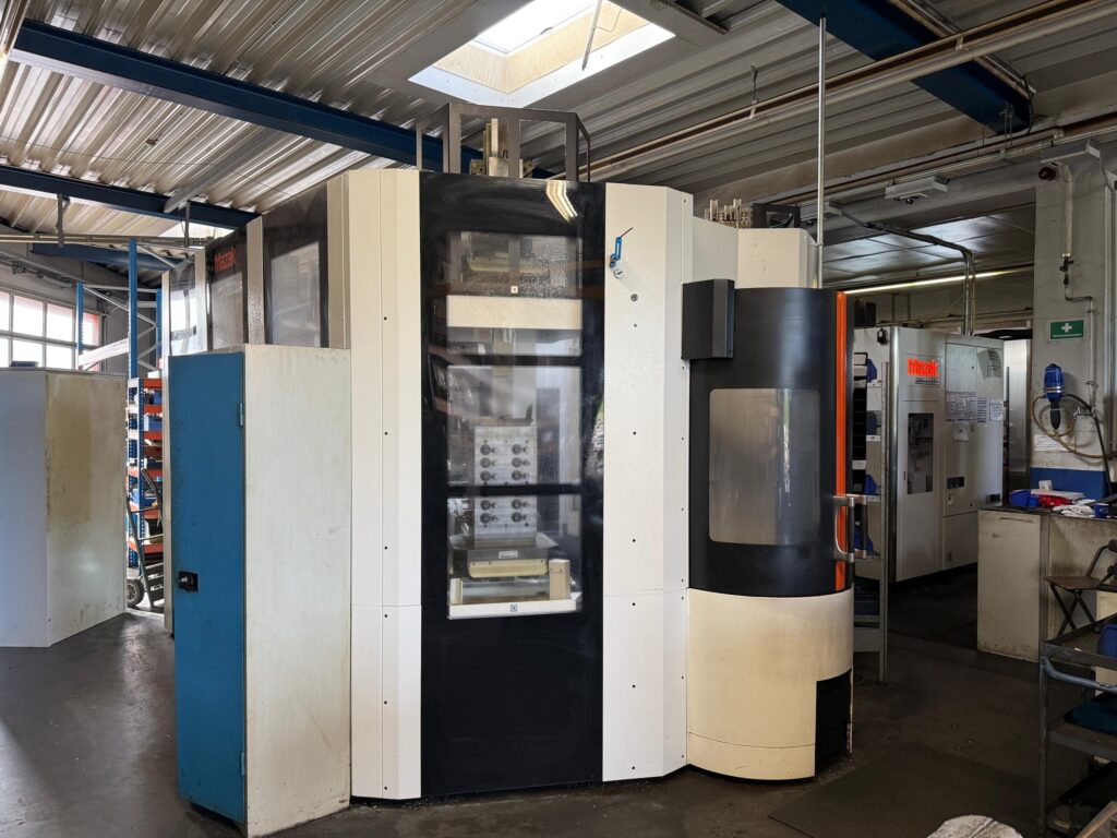 used-horizontal-Mazak-HCN-5000