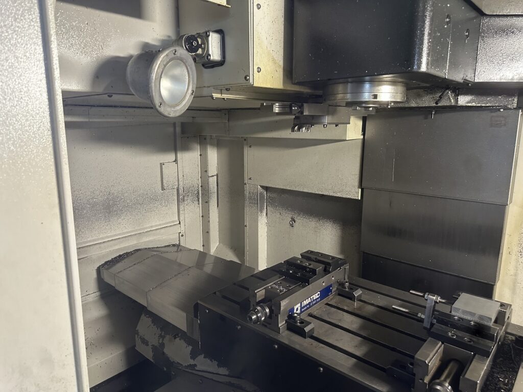 vertikale-fräsmaschine-Mazak-VCN-510-C-II